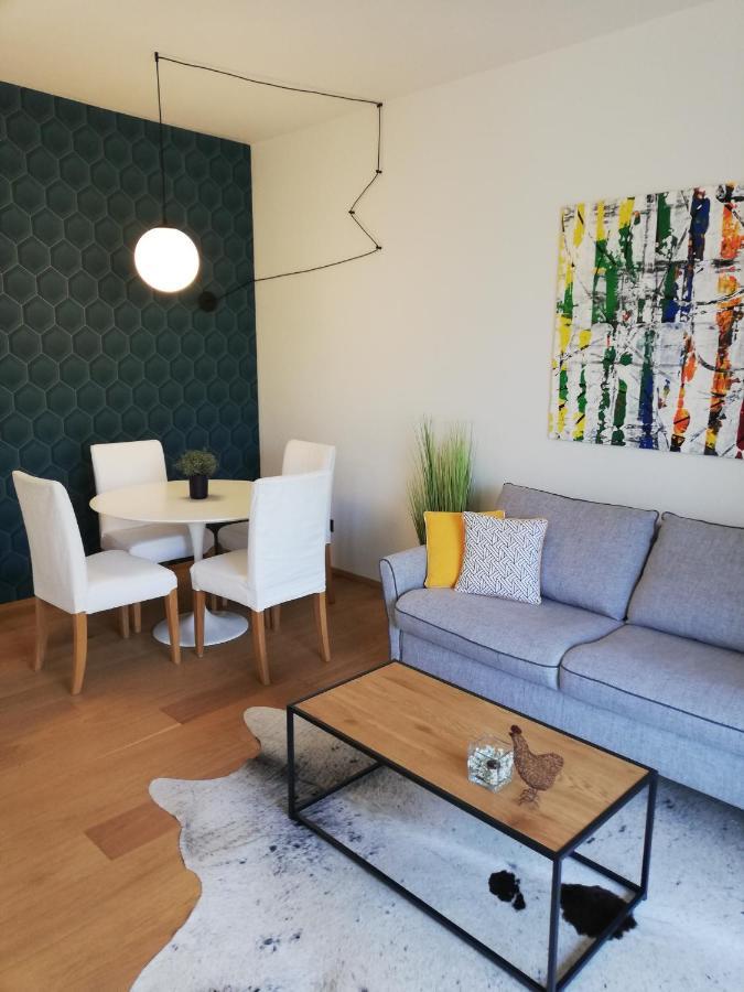 Suite 51 Appartamento Con Terrazzo A 50 Mt Dal Lago - Private Parking (Adults Only) Arona Exterior photo