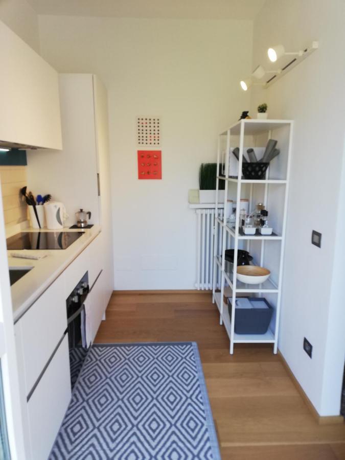 Suite 51 Appartamento Con Terrazzo A 50 Mt Dal Lago - Private Parking (Adults Only) Arona Exterior photo