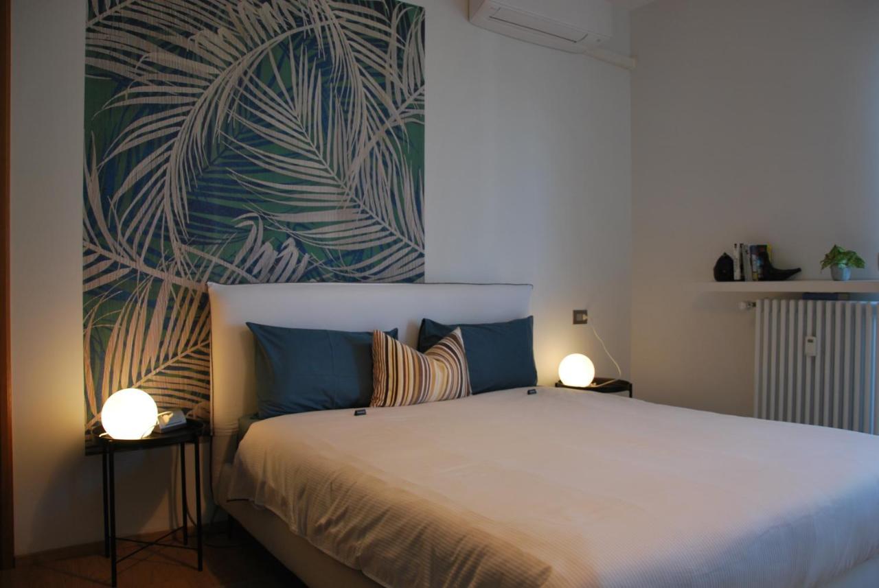 Suite 51 Appartamento Con Terrazzo A 50 Mt Dal Lago - Private Parking (Adults Only) Arona Exterior photo