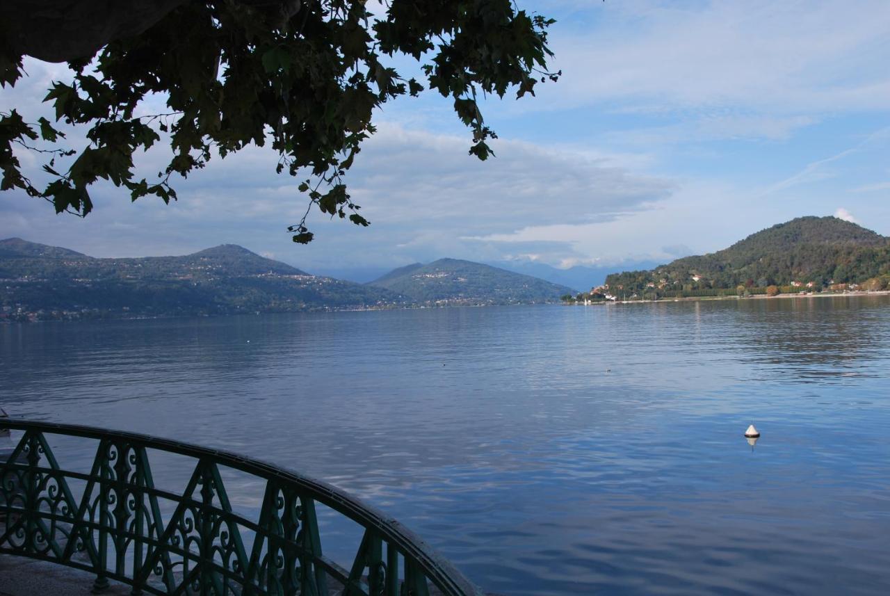 Suite 51 Appartamento Con Terrazzo A 50 Mt Dal Lago - Private Parking (Adults Only) Arona Exterior photo